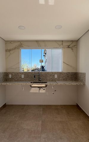 Casa para alugar com 300m², 3 quartos e 7 vagas Casa para alugar com 300m², 3 quartos e 7 vagasCozinha cobertura