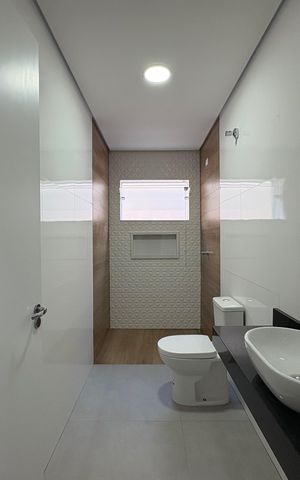 Casa para alugar com 300m², 3 quartos e 7 vagas Casa para alugar com 300m², 3 quartos e 7 vagasBanheiro 2