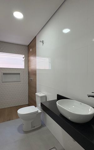 Casa para alugar com 300m², 3 quartos e 7 vagas Casa para alugar com 300m², 3 quartos e 7 vagasBanheiro 2