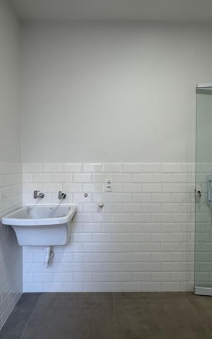 Casa para alugar com 300m², 3 quartos e 7 vagas Casa para alugar com 300m², 3 quartos e 7 vagasLavanderia