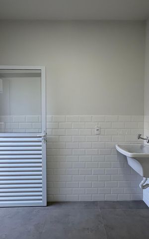 Casa para alugar com 300m², 3 quartos e 7 vagas Casa para alugar com 300m², 3 quartos e 7 vagasLavanderia