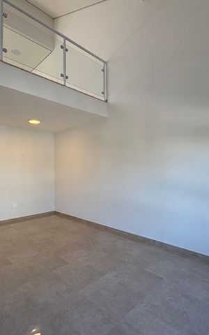 Casa para alugar com 300m², 3 quartos e 7 vagas Casa para alugar com 300m², 3 quartos e 7 vagasSala