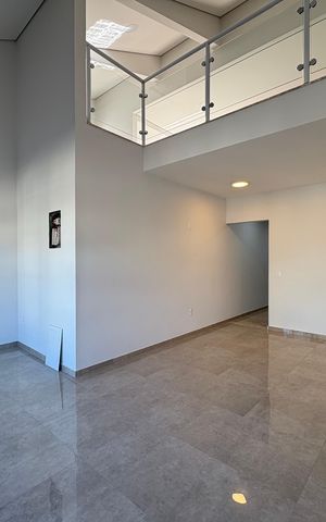 Casa para alugar com 300m², 3 quartos e 7 vagas Casa para alugar com 300m², 3 quartos e 7 vagasSala