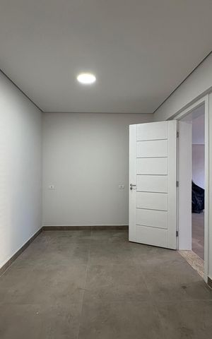 Casa para alugar com 300m², 3 quartos e 7 vagas Casa para alugar com 300m², 3 quartos e 7 vagasEscritório