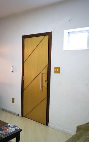Casa à venda com 140m², 2 quartos e 2 vagasSala
