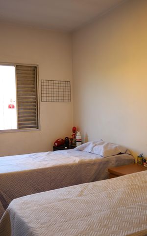 Casa à venda com 140m², 2 quartos e 2 vagasQuarto 1