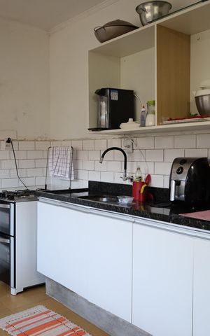 Casa à venda com 140m², 2 quartos e 2 vagasCozinha