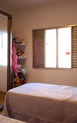 Casa à venda com 140m², 2 quartos e 2 vagasQuarto 1