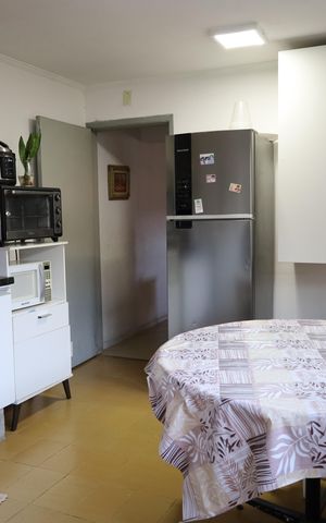 Casa à venda com 140m², 2 quartos e 2 vagasCozinha
