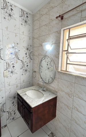 Casa para alugar com 40m², 2 quartos e sem vagaBanheiro