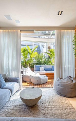 Apartamento à venda com 103m², 2 quartos e 2 vagas Apartamento à venda com 103m², 2 quartos e 2 vagasSala