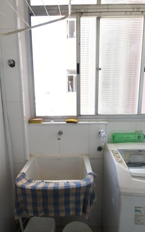 Apartamento à venda com 70m², 2 quartos e 1 vagaÁrea de Serviço