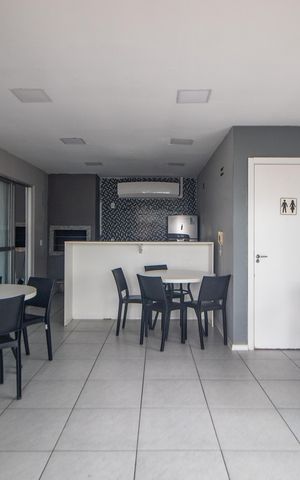Apartamento à venda com 47m², 2 quartos e 1 vaga Apartamento à venda com 47m², 2 quartos e 1 vagaÁrea comum - Salão de festas
