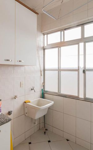 Apartamento à venda com 105m², 3 quartos e 1 vagaÁrea de Serviço