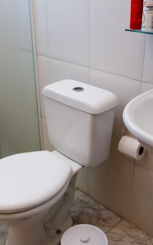 Casa à venda com 149m², 3 quartos e 3 vagasBanheiro da Suíte