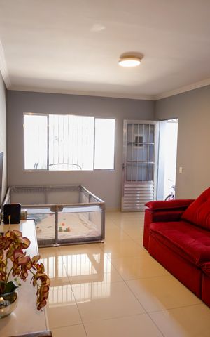 Casa à venda com 149m², 3 quartos e 3 vagasSala