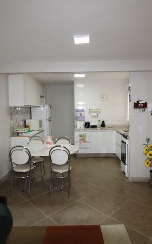 Casa à venda com 120m², 3 quartos e 4 vagasSala/Cozinha