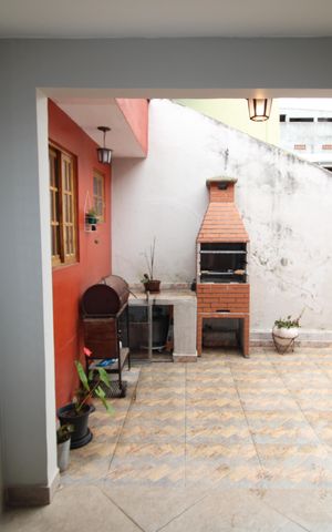 Casa à venda com 120m², 3 quartos e 4 vagasÁrea de Serviço