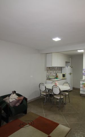 Casa à venda com 120m², 3 quartos e 4 vagasSala/Cozinha