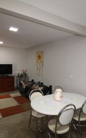 Casa à venda com 120m², 3 quartos e 4 vagasSala/Cozinha
