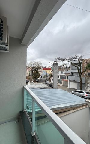 Casa à venda com 145m², 2 quartos e 1 vaga Casa à venda com 145m², 2 quartos e 1 vagaVaranda da Suíte