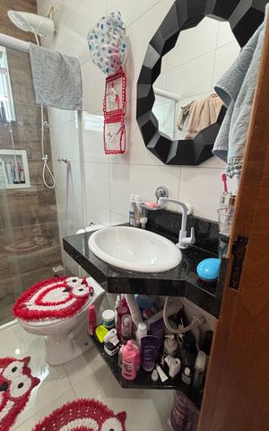 Casa à venda com 145m², 2 quartos e 1 vaga Casa à venda com 145m², 2 quartos e 1 vagaBanheiro da Suíte
