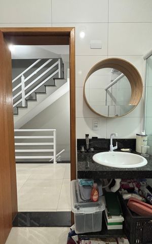 Casa à venda com 145m², 2 quartos e 1 vaga Casa à venda com 145m², 2 quartos e 1 vagaBanheiro Social