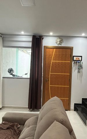 Casa à venda com 145m², 2 quartos e 1 vaga Casa à venda com 145m², 2 quartos e 1 vagaSala