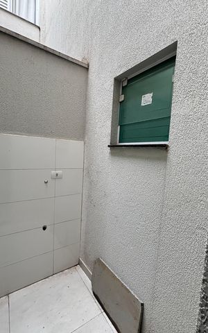 Casa à venda com 145m², 2 quartos e 1 vaga Casa à venda com 145m², 2 quartos e 1 vagaÁrea de Serviço