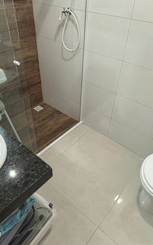 Casa à venda com 145m², 2 quartos e 1 vaga Casa à venda com 145m², 2 quartos e 1 vagaBanheiro Social