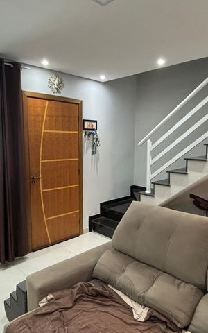 Casa à venda com 145m², 2 quartos e 1 vaga Casa à venda com 145m², 2 quartos e 1 vagaSala