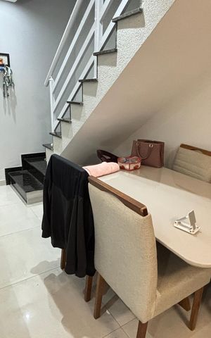 Casa à venda com 145m², 2 quartos e 1 vaga Casa à venda com 145m², 2 quartos e 1 vagaSala de Jantar