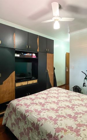 Casa à venda com 349m², 3 quartos e 2 vagas Casa à venda com 349m², 3 quartos e 2 vagasSuíte 3