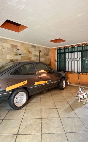 Casa à venda com 349m², 3 quartos e 2 vagas Casa à venda com 349m², 3 quartos e 2 vagasGaragem