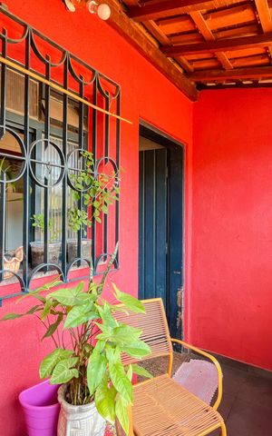 Casa à venda com 349m², 3 quartos e 2 vagas Casa à venda com 349m², 3 quartos e 2 vagasChurrasqueira