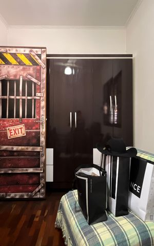 Casa à venda com 349m², 3 quartos e 2 vagas Casa à venda com 349m², 3 quartos e 2 vagasQuarto 1