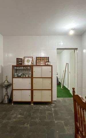 Casa à venda com 349m², 3 quartos e 2 vagas Casa à venda com 349m², 3 quartos e 2 vagasCozinha 2