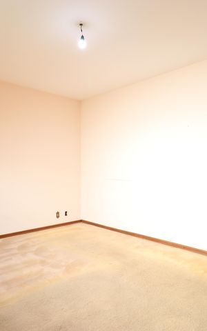 Casa à venda com 208m², 2 quartos e 4 vagasQuarto 2