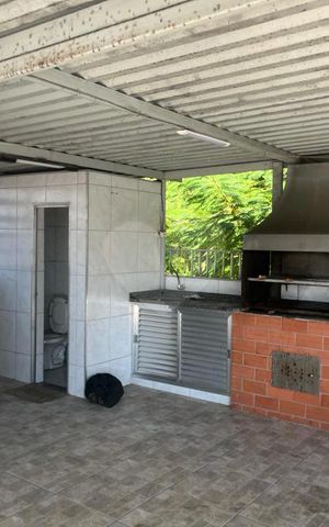 Casa de condomínio à venda com 229m², 4 quartos e 3 vagas