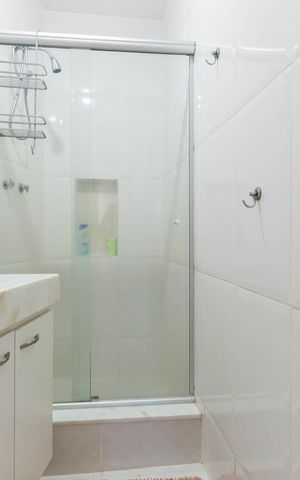 Apartamento à venda com 105m², 3 quartos e 2 vagasBanheiro