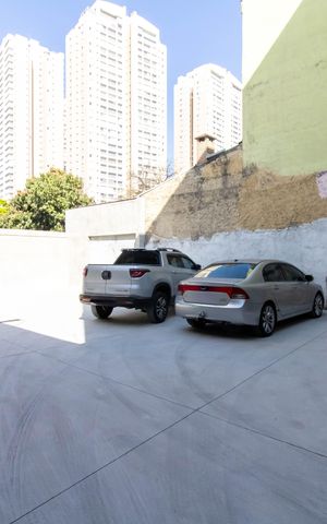Studio para alugar com 41m², 0 quarto e 1 vaga Studio para alugar com 41m², 0 quarto e 1 vagaGaragem