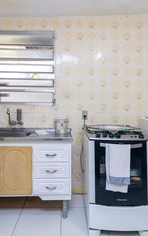 Casa à venda com 588m², 8 quartos e 3 vagas Casa à venda com 588m², 8 quartos e 3 vagasEdícula 2 - Cozinha
