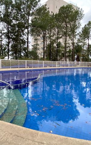 Apartamento à venda com 95m², 3 quartos e 2 vagas Apartamento à venda com 95m², 3 quartos e 2 vagasÁrea comum - Piscina