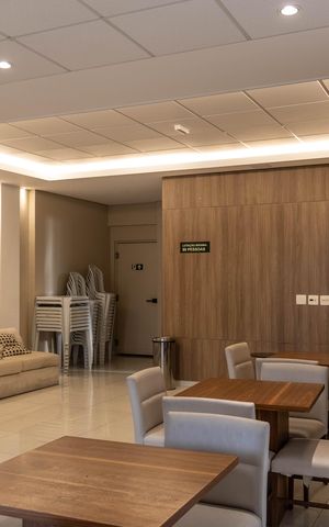 Apartamento à venda com 95m², 3 quartos e 2 vagas Apartamento à venda com 95m², 3 quartos e 2 vagasÁrea comum - Salão de festas