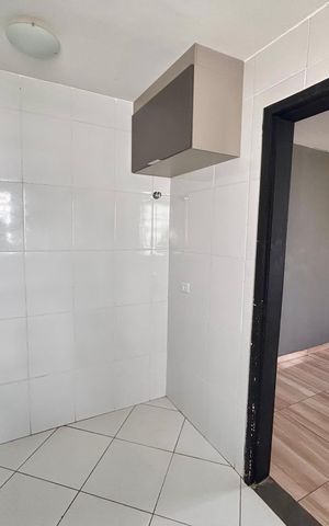 Apartamento à venda com 47m², 2 quartos e 1 vaga Apartamento à venda com 47m², 2 quartos e 1 vagaCozinha e Área de Serviço