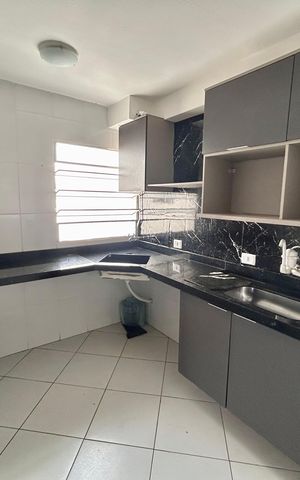 Apartamento à venda com 47m², 2 quartos e 1 vaga Apartamento à venda com 47m², 2 quartos e 1 vagaCozinha e Área de Serviço