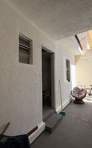 Casa à venda com 146m², 3 quartos e 2 vagasQuintal