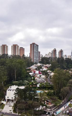 Apartamento à venda com 94m², 2 quartos e 2 vagasVista da Suíte 1