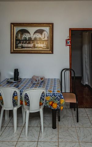 Casa à venda com 180m², 2 quartos e 2 vagasCozinha