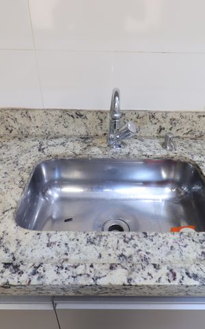 Casa à venda com 104m², 2 quartos e 3 vagasCozinha - Pia